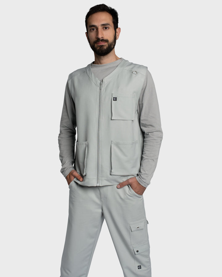 Model: 5'8 - 135lbs | Size: M